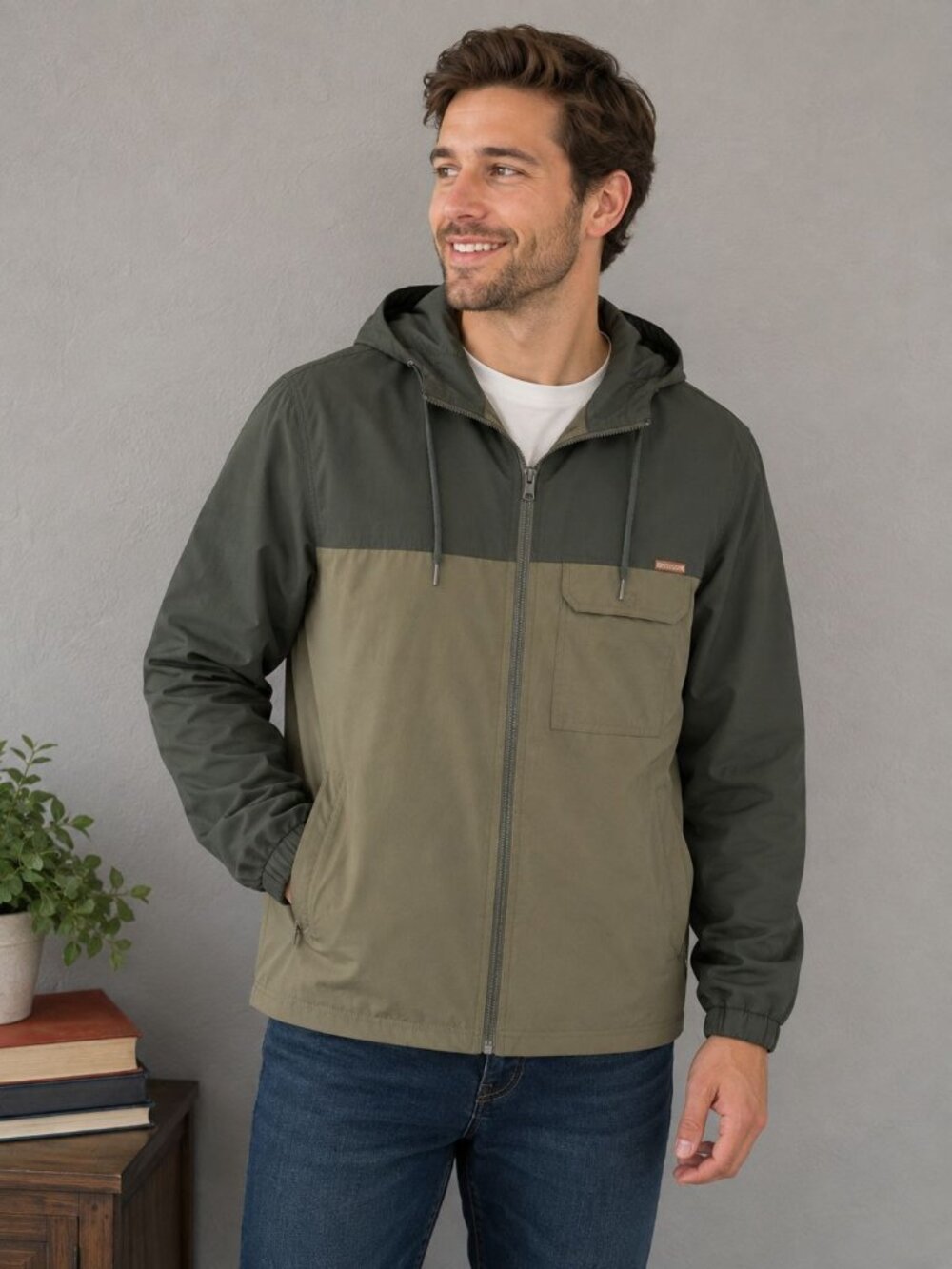 Voyager men's hooded windbreaker jacket featuring a two-tone olive green Size L